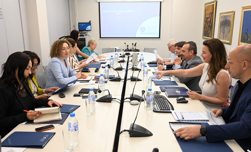 Министър Шалапатова и ръководството на БСК обсъдиха мерки за преодоляване на недостига от кадри