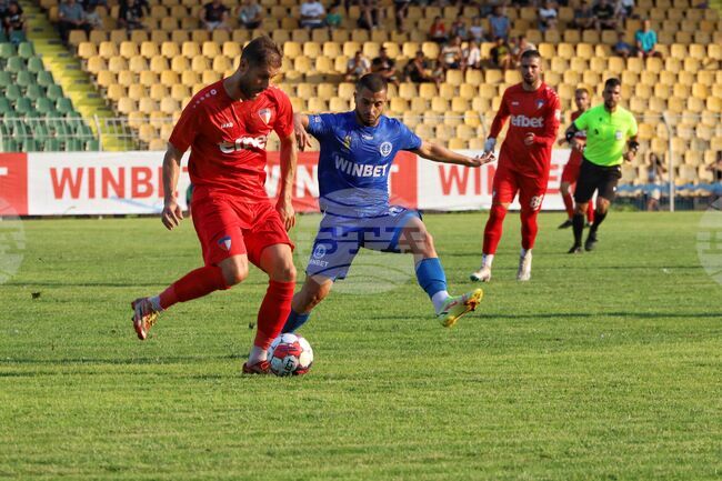 Бургас - футбол - Черноморец Бургас - Марек Дупница