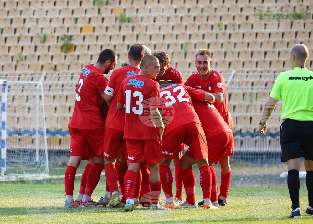 Бургас - футбол - Черноморец Бургас - Марек Дупница