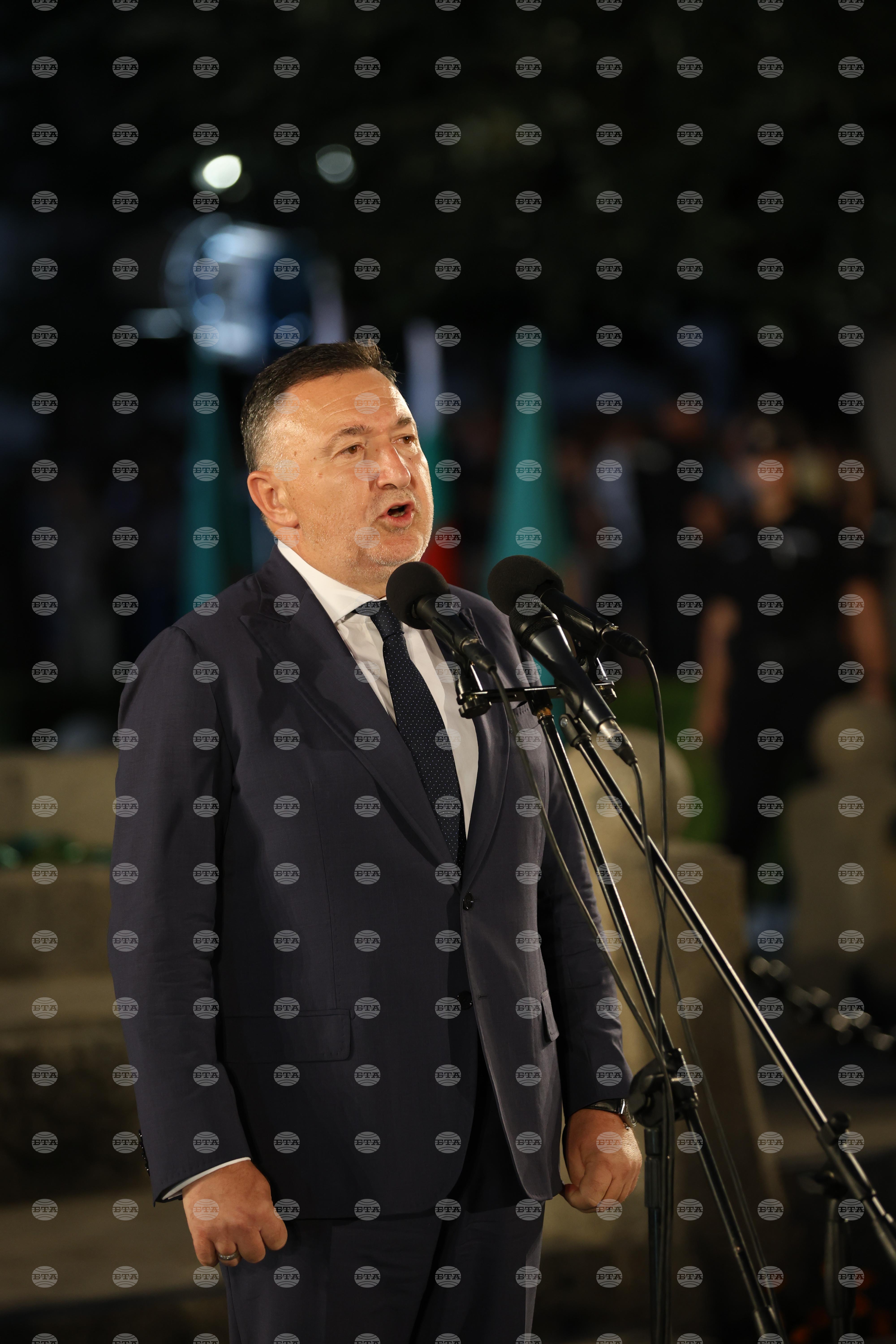 Карлово - Васил Левски - годишнина - Емил Кабаиванов