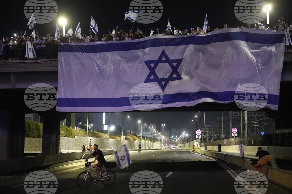 Висяща от кран в Турция кукла на Нетаняху възмути Израел