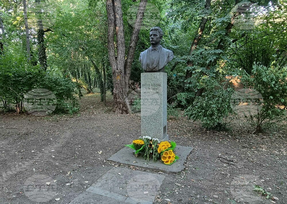 Румъния - Васил Левски - паметник