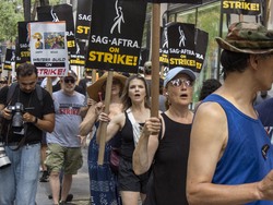 Hollywood Strikes