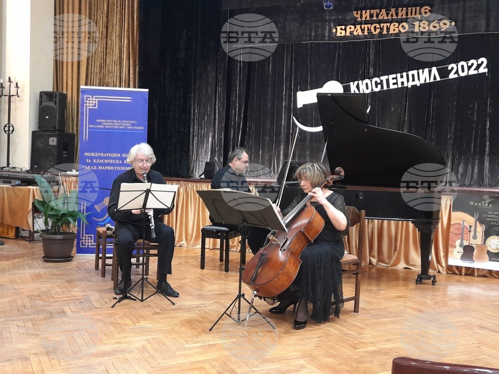 Международният фестивал за класическа китара в Кюстендил продължава с конкурсна програма