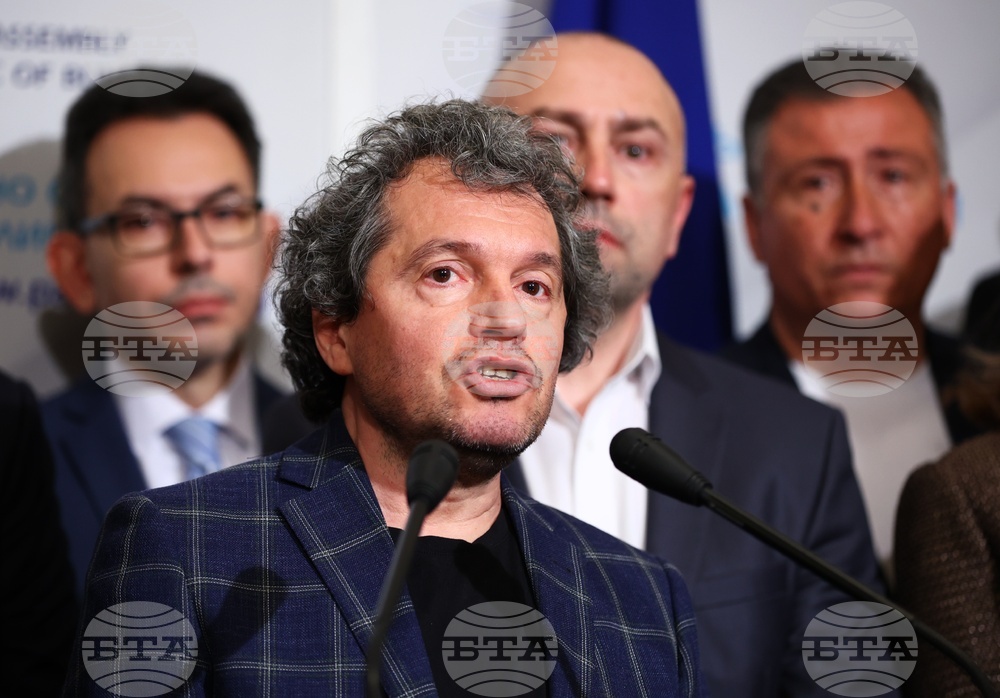 „Има такъв народ“ поиска повече места в две парламентарни комисии за сметка на „Демократична България“