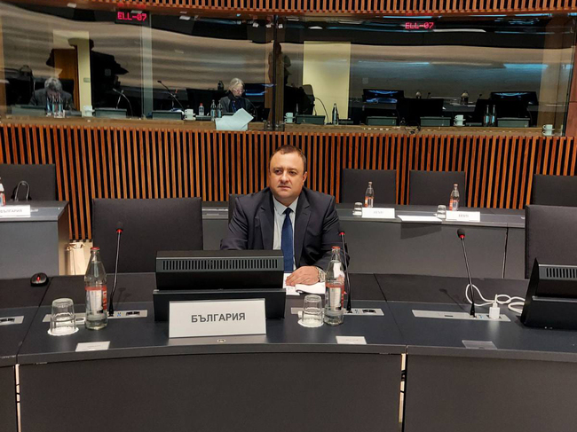 Министър Иванов заяви на европейско ниво нуждата от допълнителна помощ за най-засегнатите сектори у нас