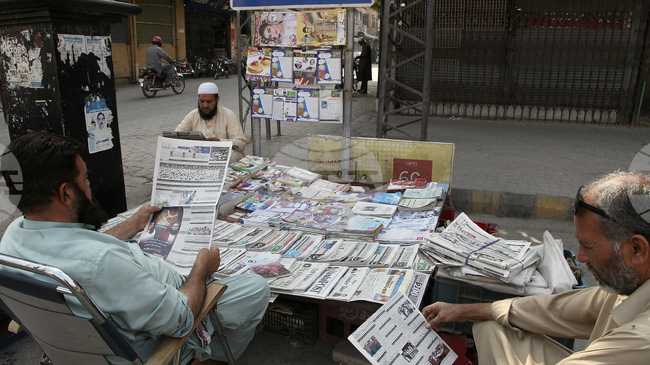 Бившият началник на пакистанското военно разузнаване Фаиз Хамид бе осъден на 14 г. затвор
