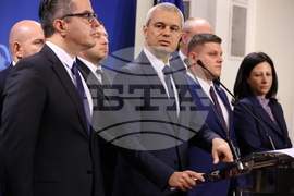 Парламент - Възраждане - брифинг