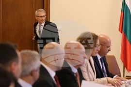 Министерски съвет - заседание - Николай Денков