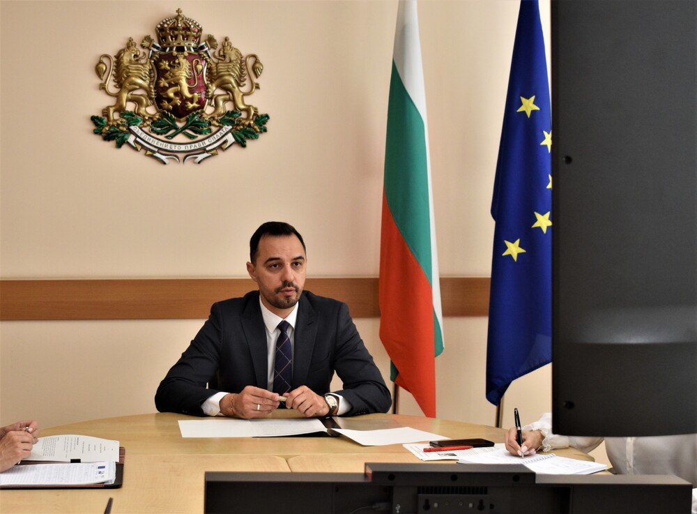 Министерство на икономиката и индустрията: Сътрудничество в микроелектрониката, аутомотив и производството на зелена енергия обсъдиха министър Богданов и австрийският му колега