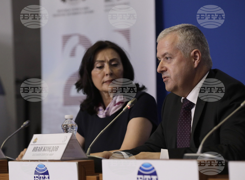 Национален пресклуб на БТА-София - Дипломатически институт към МВнР - годишнина - награди - пресконференция