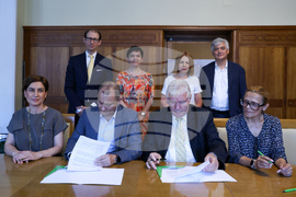 Столична община - договор - метровлакове