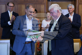 Столична община - договор - метровлакове