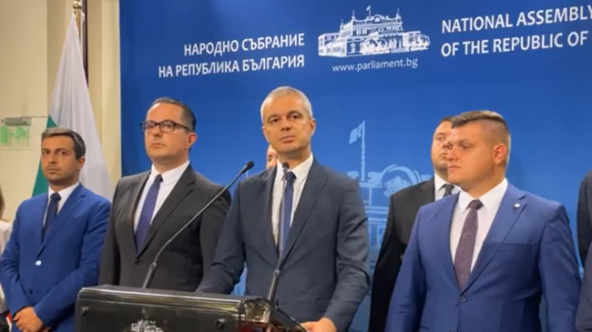 Костадинов: Защо ДАНС, ГДБОП и Прокуратурата не се самосезират за статусите и колажите на Исак Паси