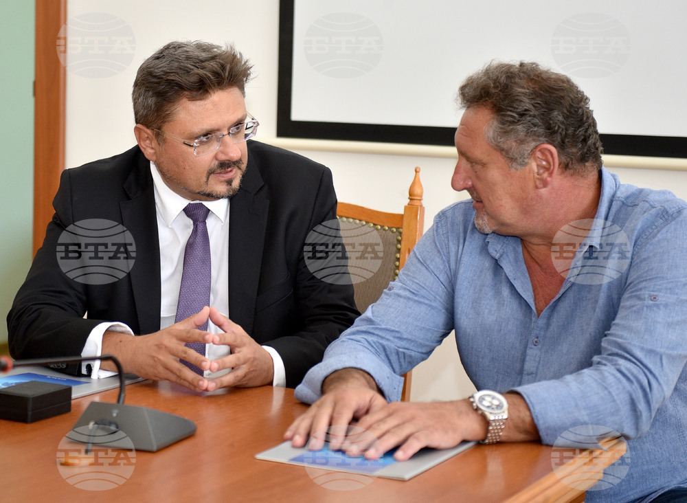 Варна - БТА - Варненски свободен университет - договор за партньорство