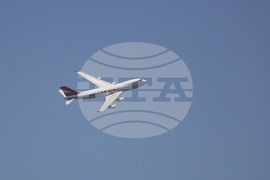 Летище София - товарен самолет Боинг 747 - посрещане