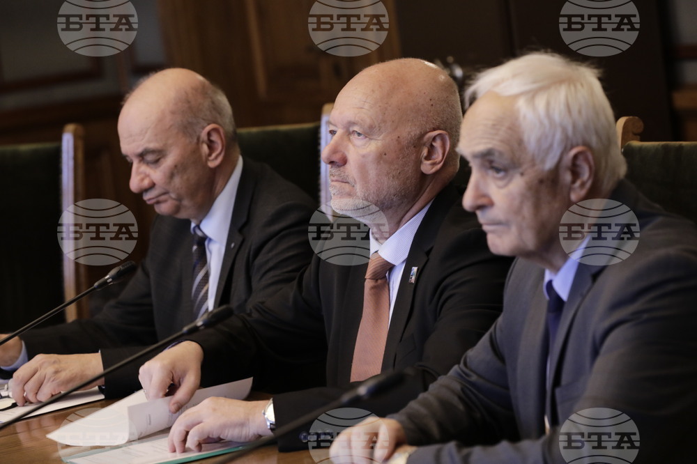 Парламент - Комисия по отбрана - Тодор Тагарев