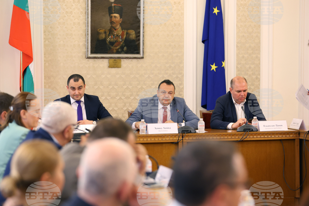 Парламент - Комисия по икономическа политика и иновации - заседание