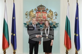 Румен Радев - орден „Мадарски конник“ - Текла Харангозо