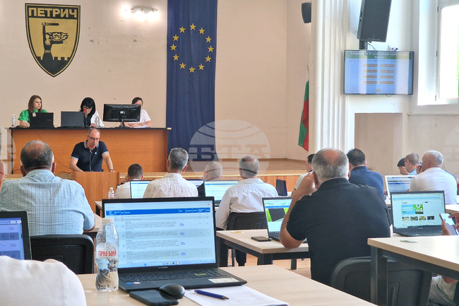 В Петрич се въвежда система за прием на ученици в първи клас