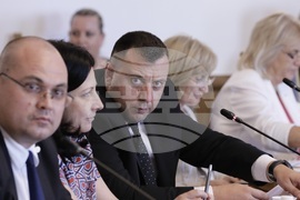 Парламент - Комисия по правни въпроси - заседание