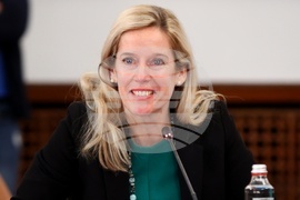 Министерски съвет - Калина Константинова - неправителствен сектор - среща