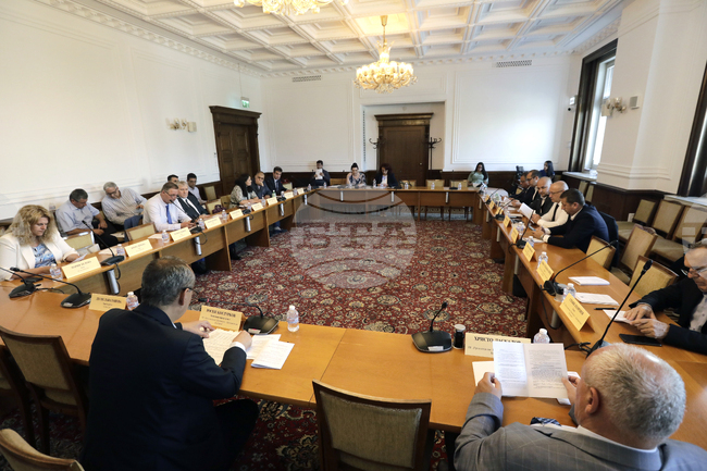 Парламент - Комисия по земеделието, храните и горите - заседание