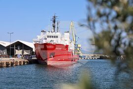 Бургас - кораб „Св. Св. Кирил и Методий“ - мониторинг на водите