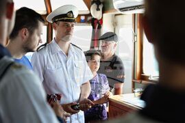 Бургас - кораб „Св. Св. Кирил и Методий“ - мониторинг на водите