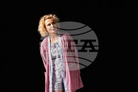 Бургас - "Извънредно положение" -  комедиен спектакъл