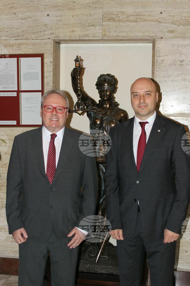 Justice Minister, French Ambassador Discuss Judicial Reform, Training Magistrates