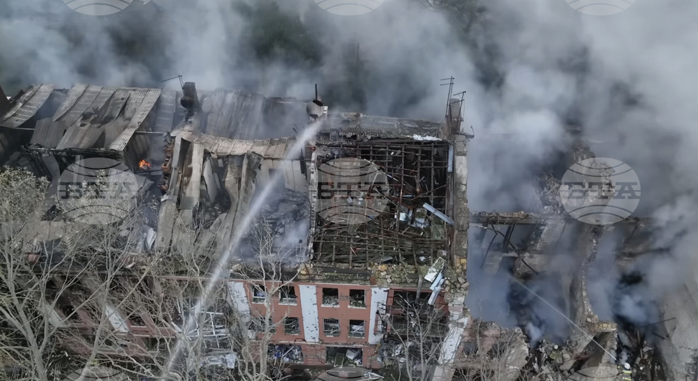 Част от украинския град Николаев остана без ток след руско нападение с дронове, съобщи областният управител