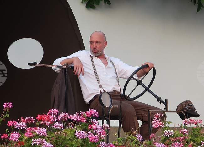 Плевен - театър - моноспектакъл ”Чамкория” - Захари Бахаров