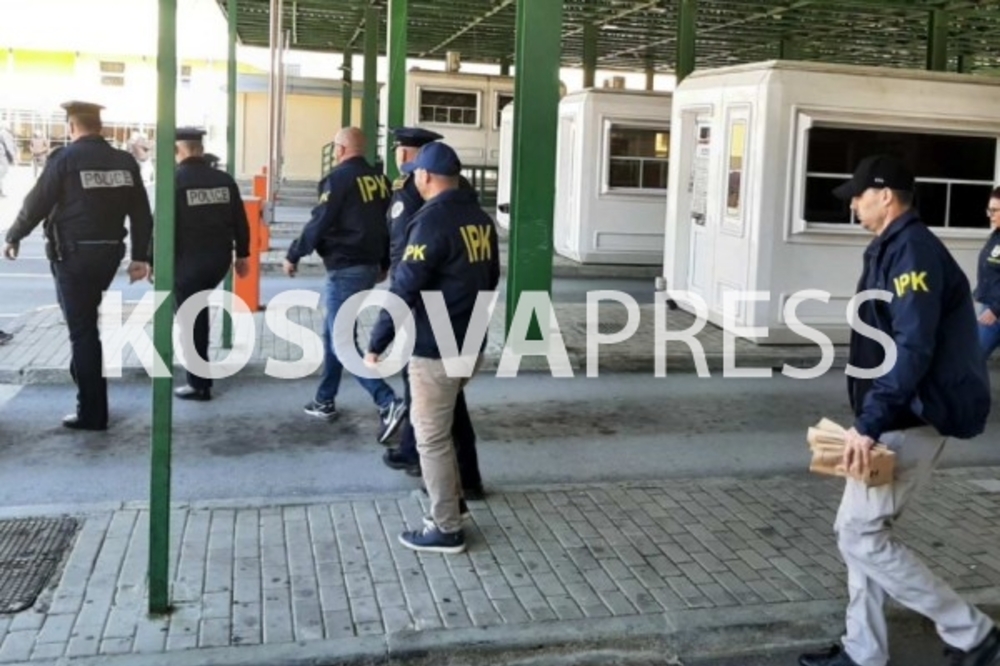 КосоваПрес: 26 полицаи са арестувани във Върмица, Косово