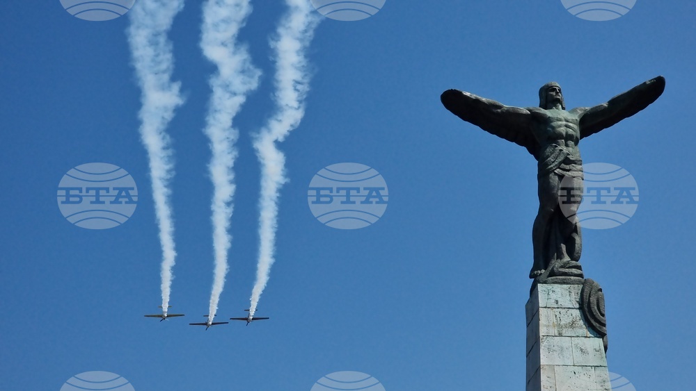 Bucharest Celebrates Aviation Day