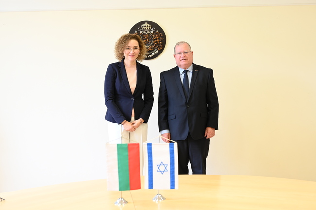 МТСП: Министър Шалапатова и посланикът на Израел обсъдиха сътрудничеството в областта на труда и социалната политика