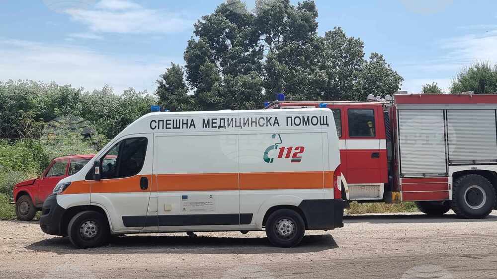 Починала е 84-годишната жена, която пострада при пожара в свищовското село Александрово