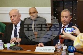 Парламент - Комисия за контрол над службите за сигурност