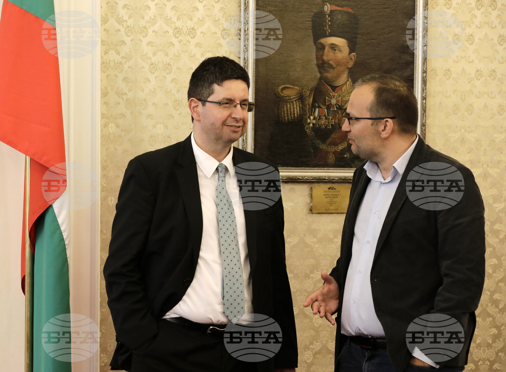 Парламент - Комисия по бюджет и финанси