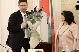 Парламент - Комисия по бюджет и финанси