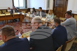 Парламент - Комисия по въпросите на Европейския съюз