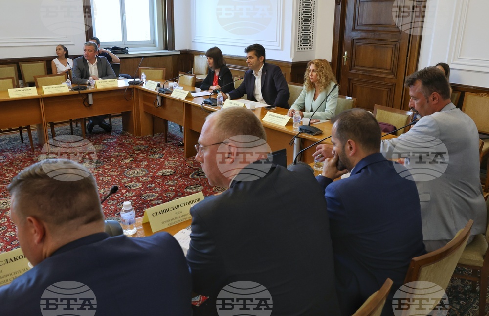 Парламент - Комисия по въпросите на Европейския съюз