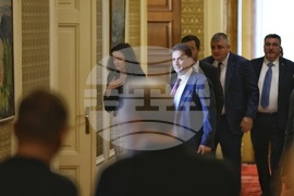 Парламент - заседание