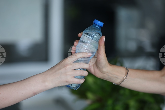 Кабинетът освободи бутилирана вода от резерва за горнооряховското село Стрелец, където е обявено бедствено положение