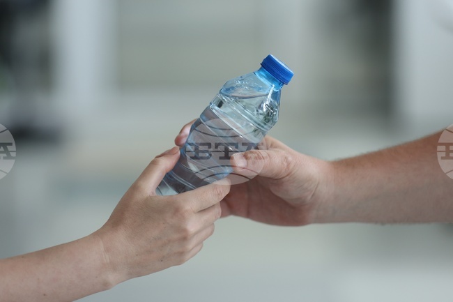 Правителството освободи бутилирана вода от държавния резерв за бедственото положение в село Масларево