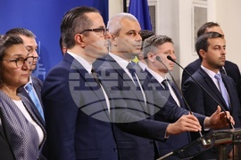 Парламент - Възраждане - брифинг