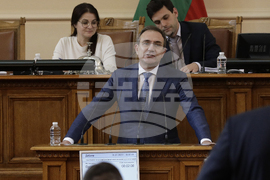 Парламент - заседание - Борислав Гуцанов