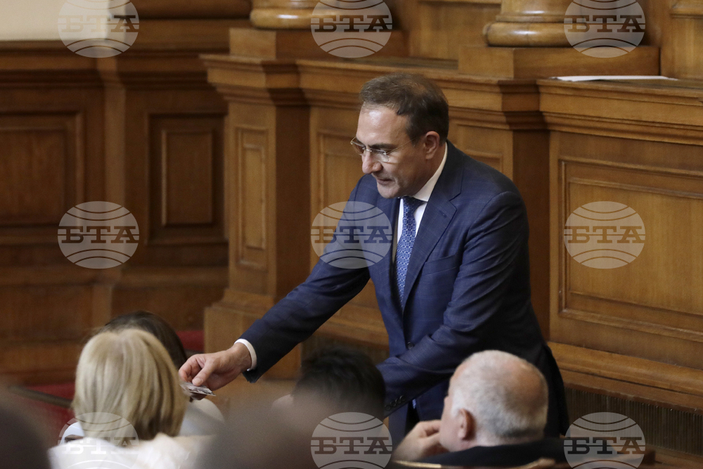 Парламент - заседание - Борислав Гуцанов