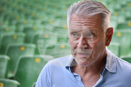 Варна - Опера в Летния театър - мюзикъл "Бодигард"