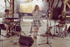 Варна - Мирослава Кацарова - концерт „Bluetronic“